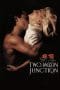 Nonton film Two Moon Junction (1988) terbaru di Dutamovie21